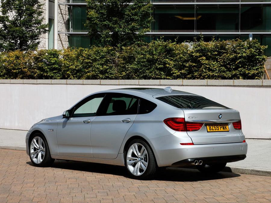  BMW 530d Gran Turismo 2009 года  (UK) (фото 13 из 16)